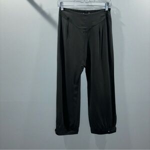NWT 100% Silk Cropped Ankle Soleiluna Sydney Australia Size XS Gray Pants